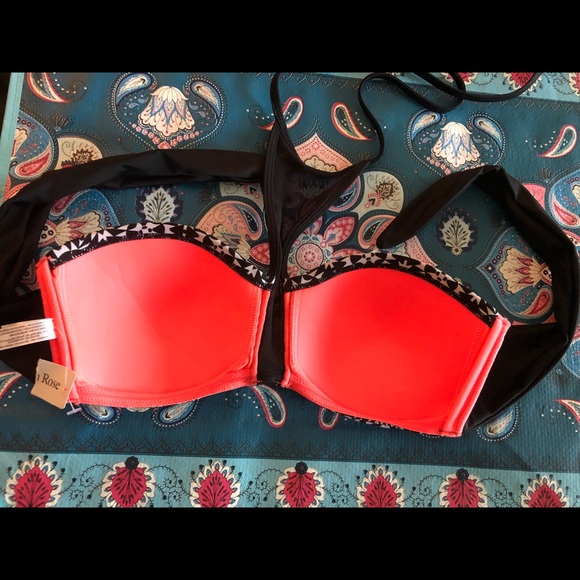 Black & White Print LaVieEnRose bikini top (New!) - Picture 5 of 6